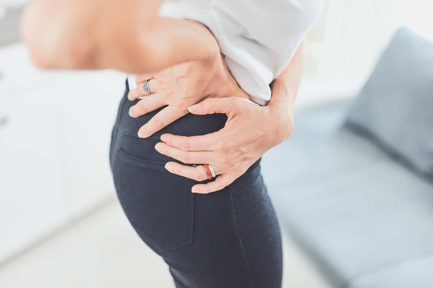 Acupressure for buttock pain