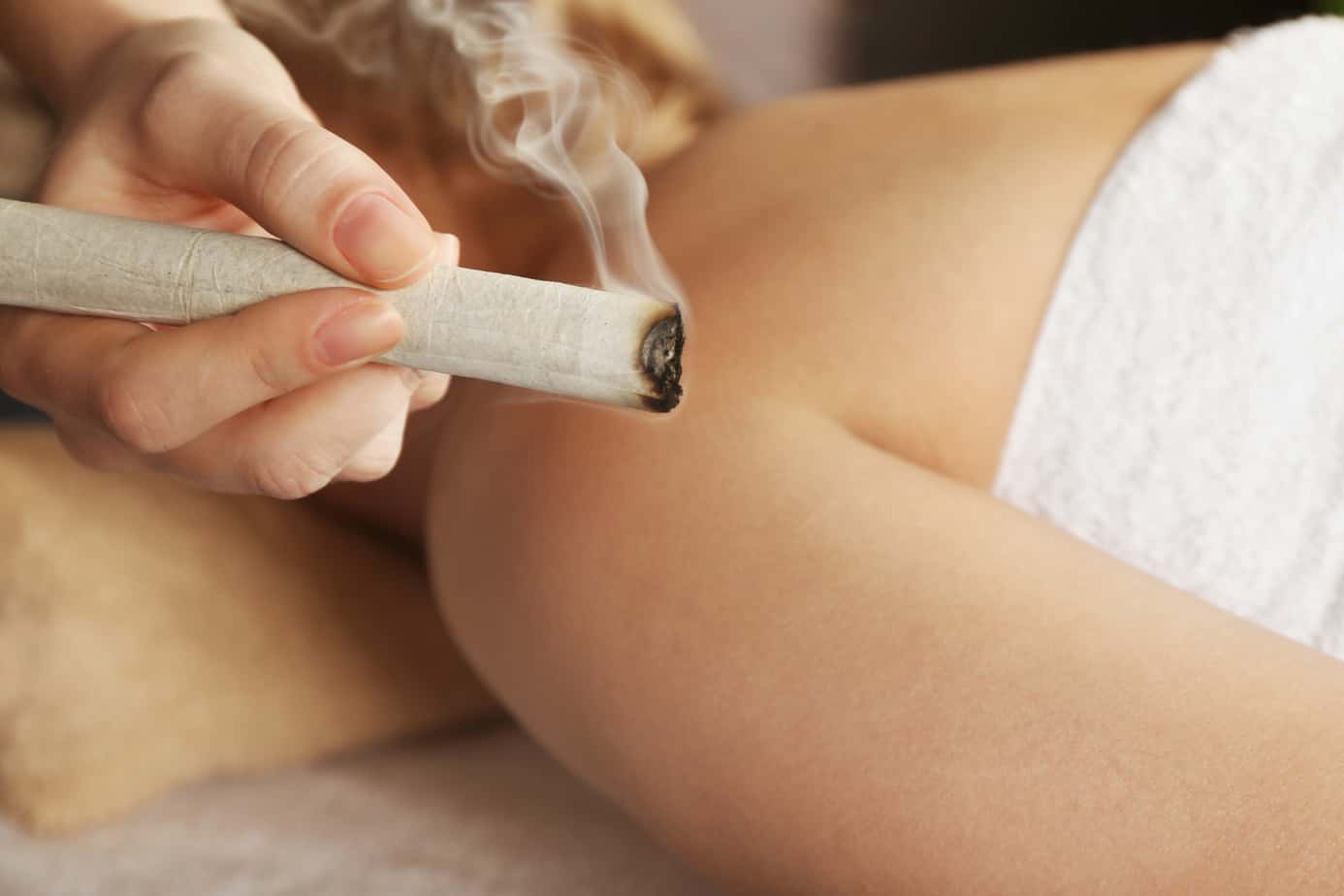 How to DO Moxibustion at Home